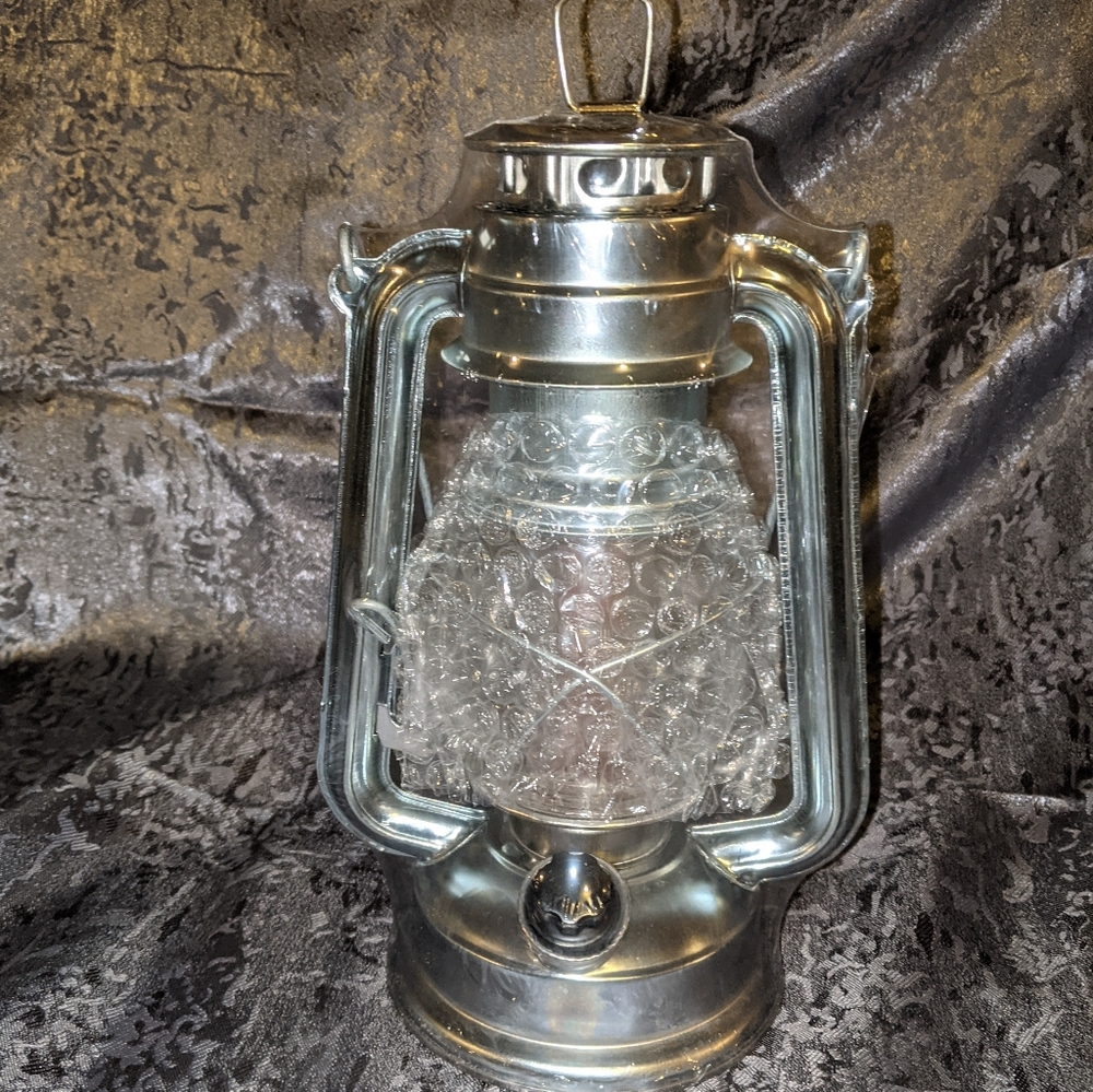 NEW  Olde Brooklyn Silver Lantern, LED Light.